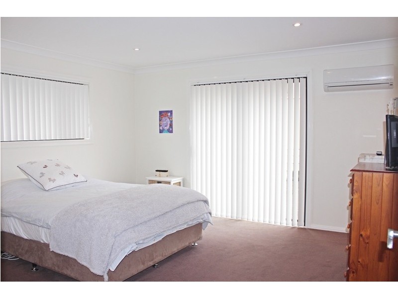 17 Royal Mantle Drive, Ulladulla NSW 2539