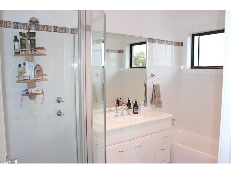 17 Royal Mantle Drive, Ulladulla NSW 2539