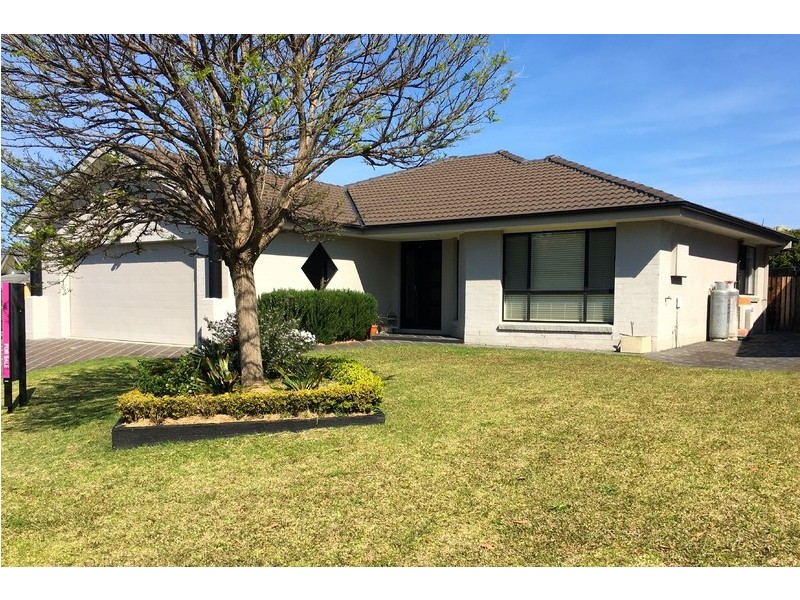 17 Royal Mantle Drive, Ulladulla NSW 2539