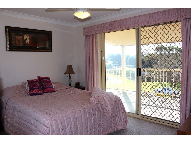 70 Seaview Street, Mollymook NSW 2539