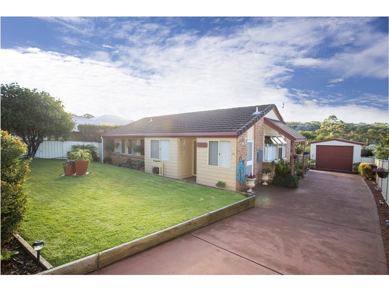 18 Forest Road, Kioloa NSW 2539