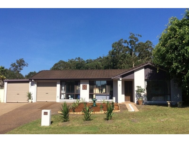 5 Taurus Spur, Narrawallee NSW 2539