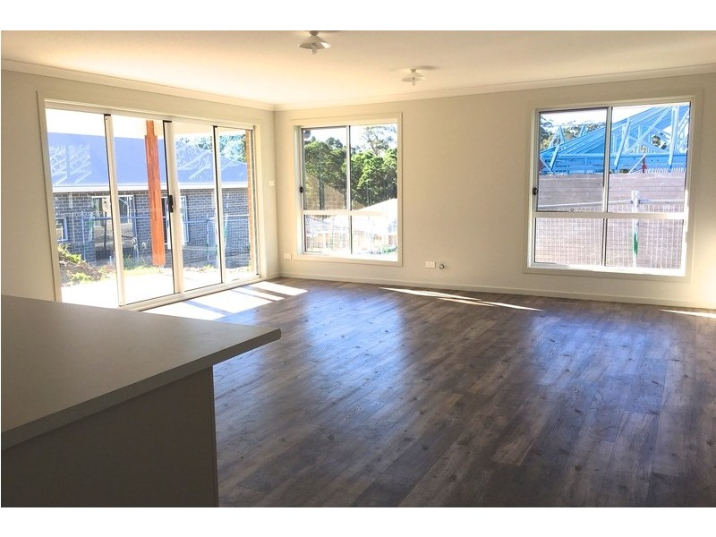 2/10 Booyong Avenue, Ulladulla NSW 2539