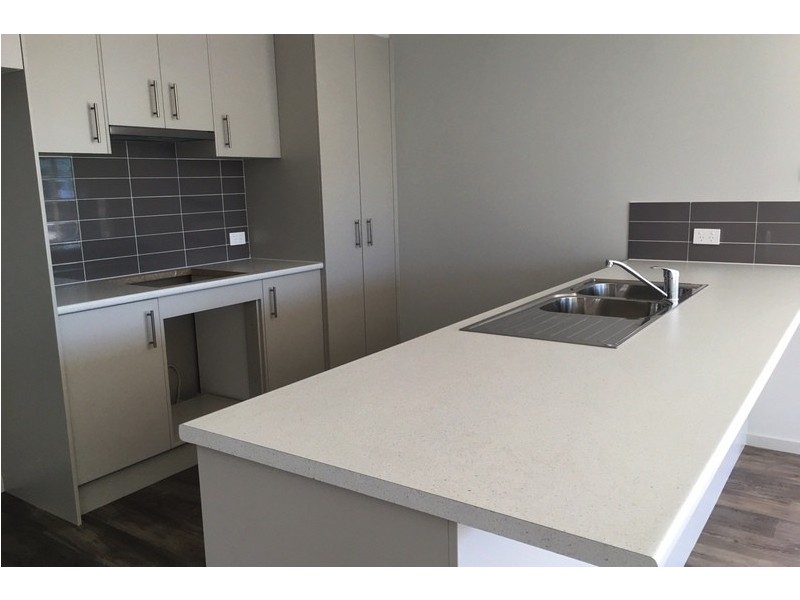 2/10 Booyong Avenue, Ulladulla NSW 2539