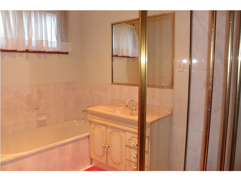 1 Robin Place, Mollymook NSW 2539