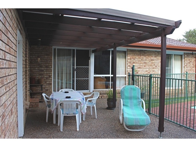 1 Robin Place, Mollymook NSW 2539