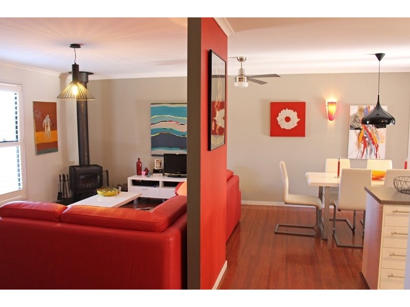 6 Croobyar Road, Milton NSW 2538