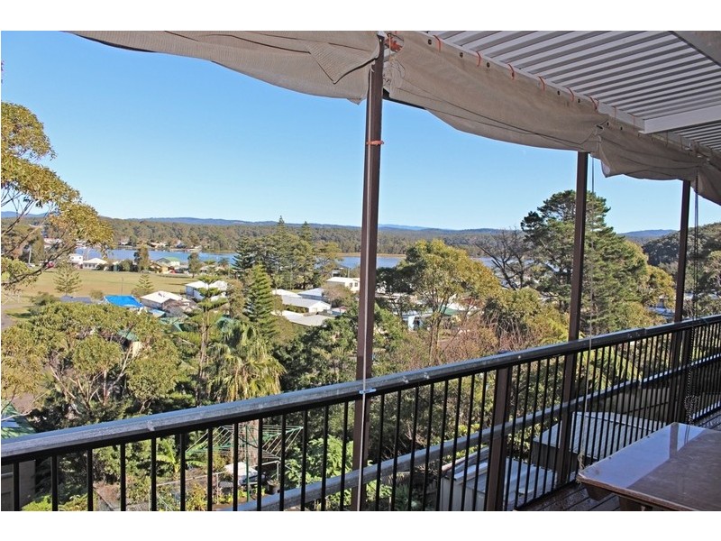 124 Canberra Crescent, Burrill Lake NSW 2539