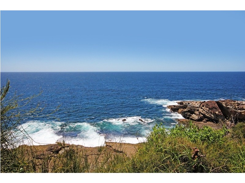207 Mitchell Parade, Mollymook Beach NSW 2539