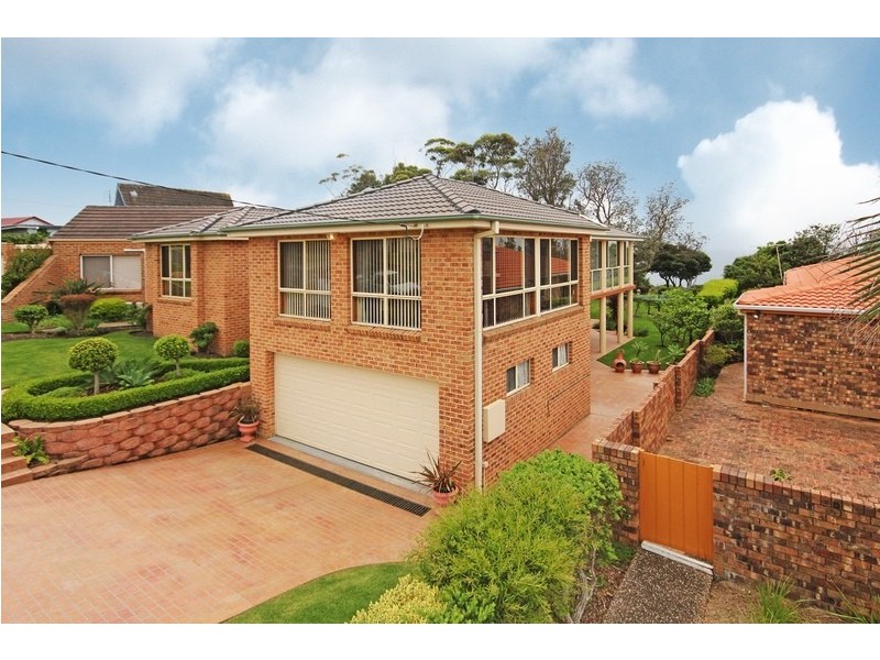 207 Mitchell Parade, Mollymook Beach NSW 2539