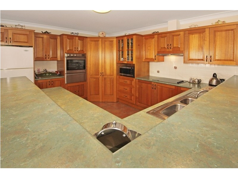 207 Mitchell Parade, Mollymook Beach NSW 2539