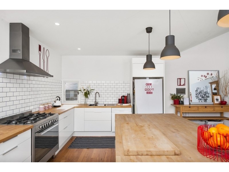 6 Wilga Place, Ulladulla NSW 2539