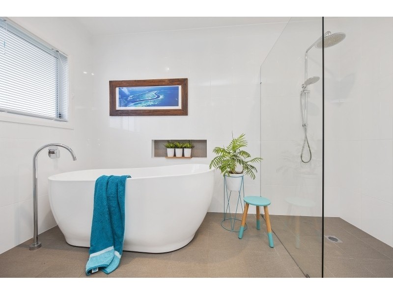 6 Wilga Place, Ulladulla NSW 2539
