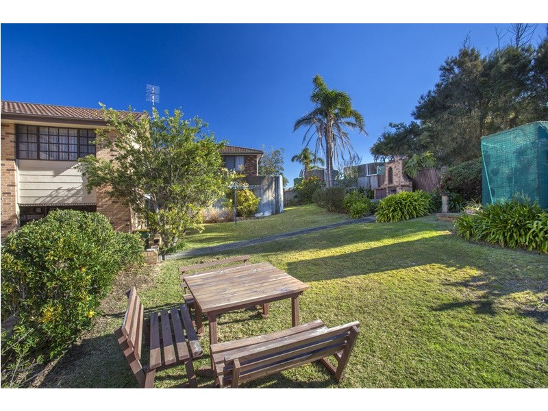 1 Wooroonga Crescent, Kioloa NSW 2539