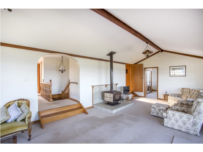 1 Wooroonga Crescent, Kioloa NSW 2539