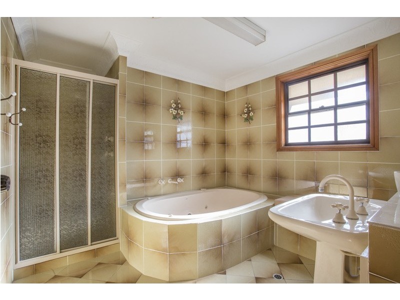 1 Wooroonga Crescent, Kioloa NSW 2539