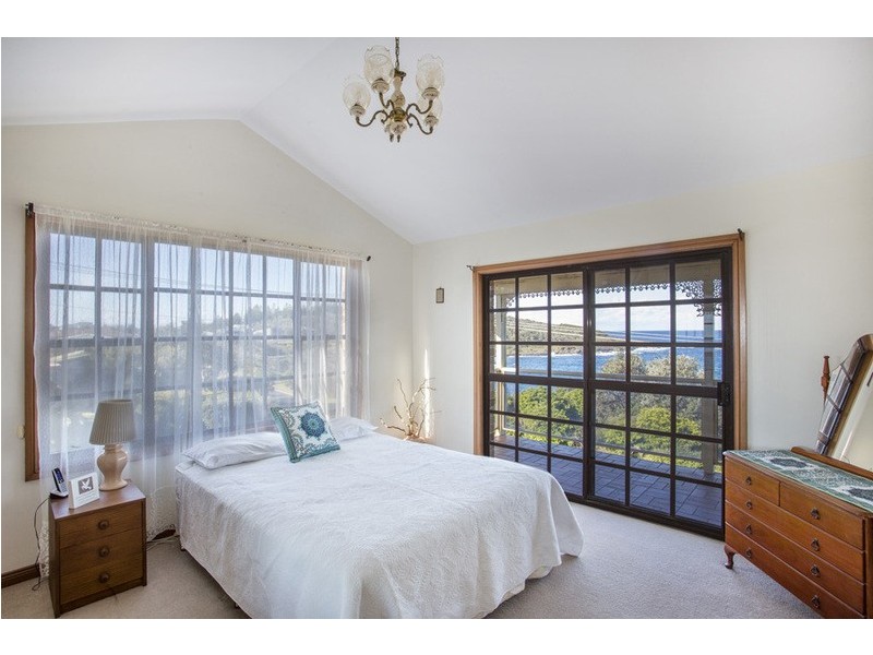 1 Wooroonga Crescent, Kioloa NSW 2539