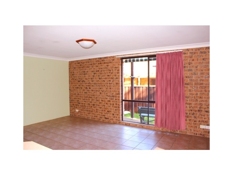 4/6-7 Augusta Place, Mollymook Beach NSW 2539