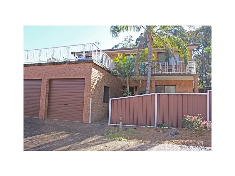 4/6-7 Augusta Place, Mollymook Beach NSW 2539