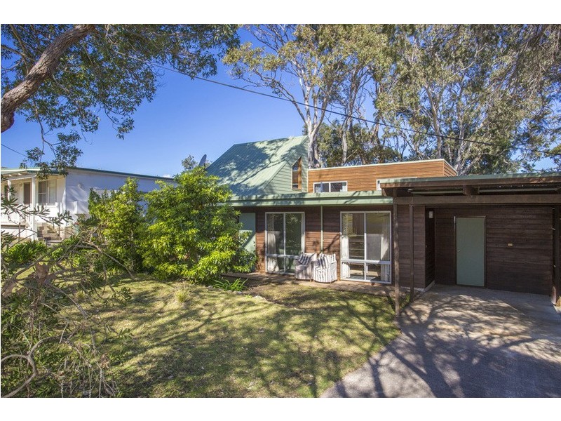 6 Merry Street, Kioloa NSW 2539