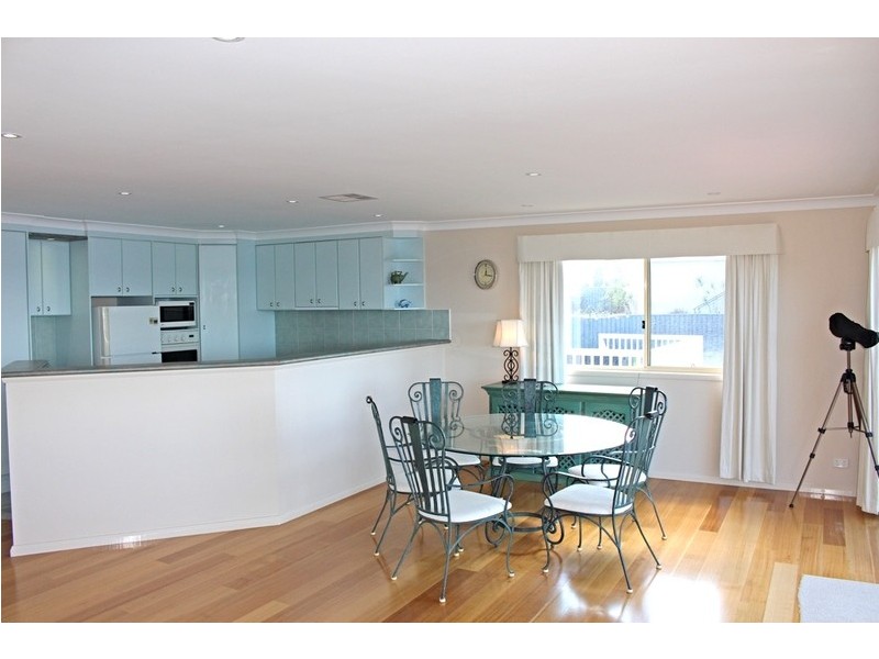54 Donlan Road, Mollymook NSW 2539