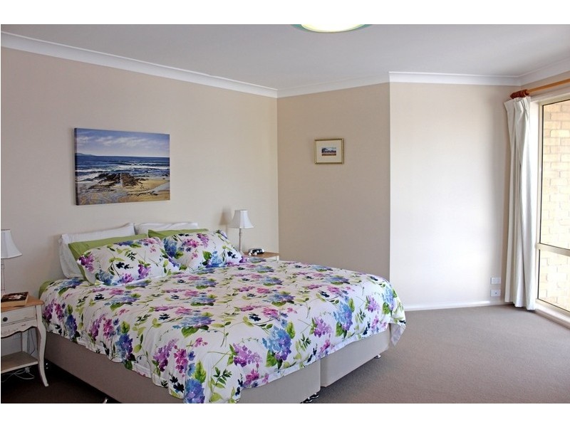 54 Donlan Road, Mollymook NSW 2539