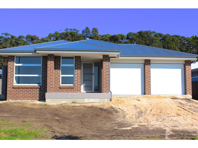 10 Eyre Street, Burrill Lake NSW 2539