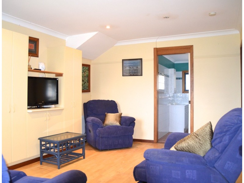 6 Clissold Street, Mollymook NSW 2539