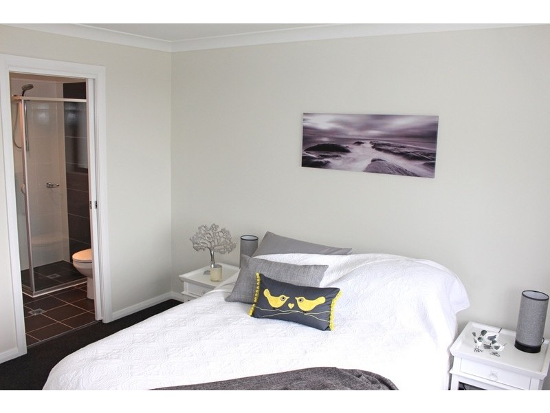 87 Golden Wattle Drive, Ulladulla NSW 2539