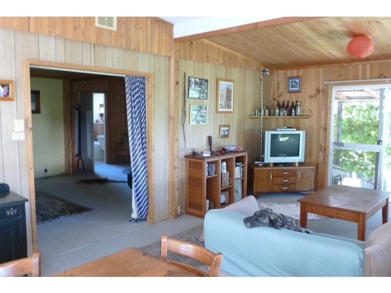 The Sheep Track, Brooman NSW 2538