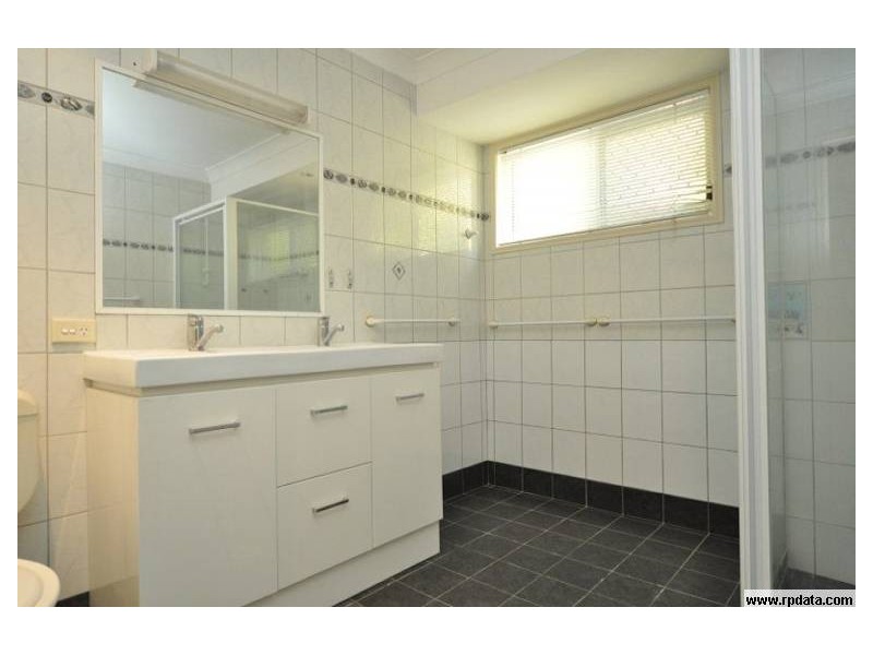 65 Henry Cotton Drive, Parkwood QLD 4214