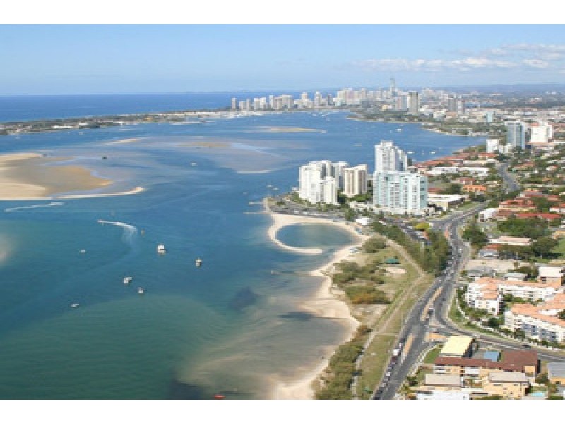 7/222 Central Street, Labrador QLD 4215