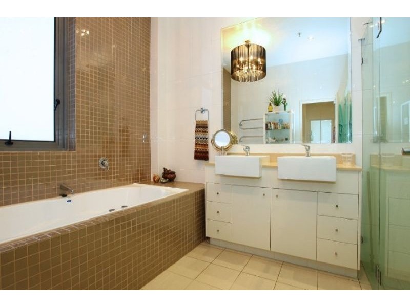 Unit 2301/18 Cypress Avenue, Surfers Paradise QLD 4217