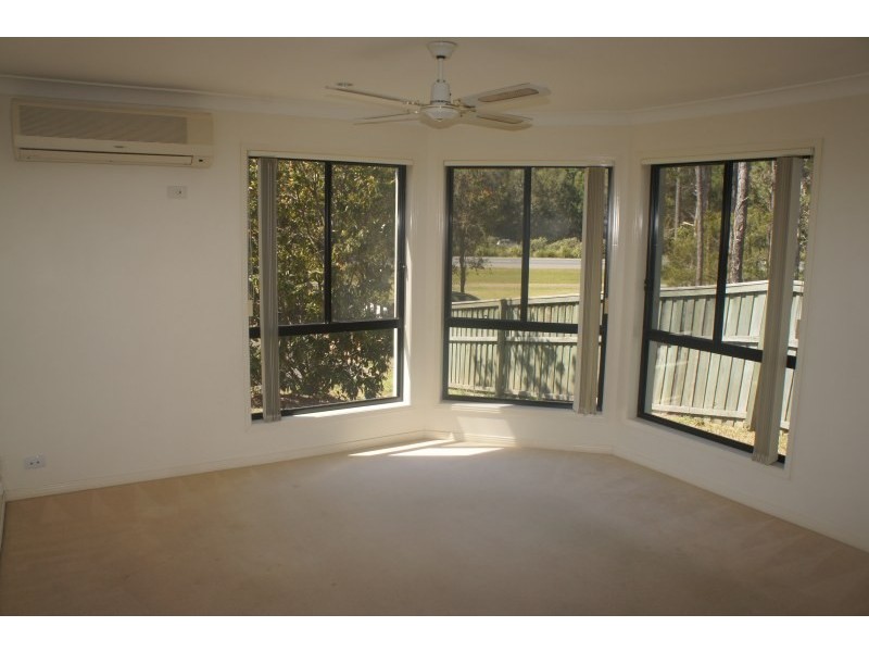 23 Madasin Close, Arundel QLD 4214