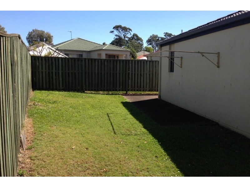 23 Madasin Close, Arundel QLD 4214