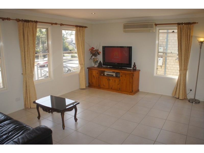 3/199 High Street, Southport QLD 4215