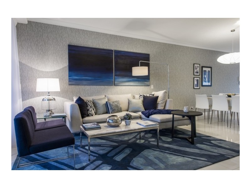 11 Compass Drive, Biggera Waters QLD 4216