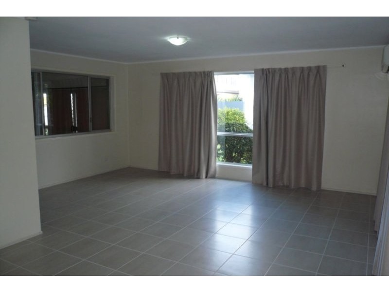 19 Durham Street, Southport QLD 4215