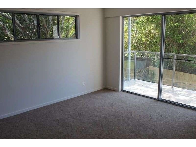 Unit 3/9-11 Deauville Drive, Southport QLD 4215