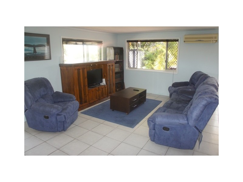 Unit 1/217 Central Street, Labrador QLD 4215