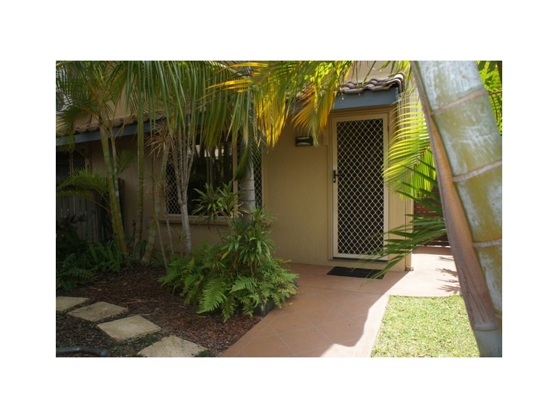 39/63 Olsen Avenue, Labrador QLD 4215