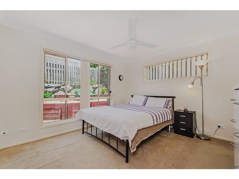 11 Etelka Way, Arundel QLD 4214