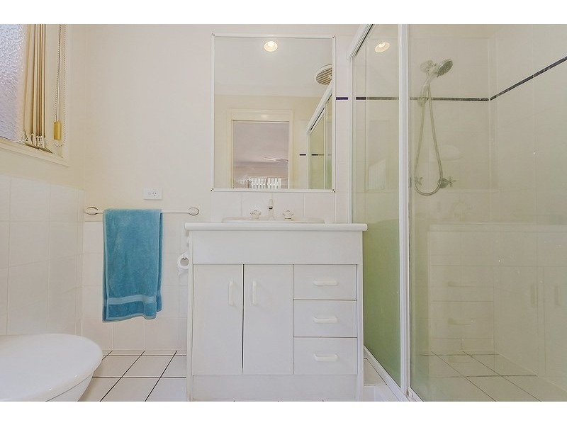 11 Etelka Way, Arundel QLD 4214