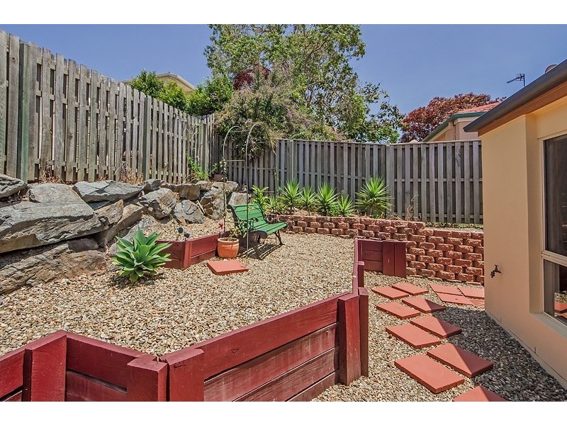 11 Etelka Way, Arundel QLD 4214