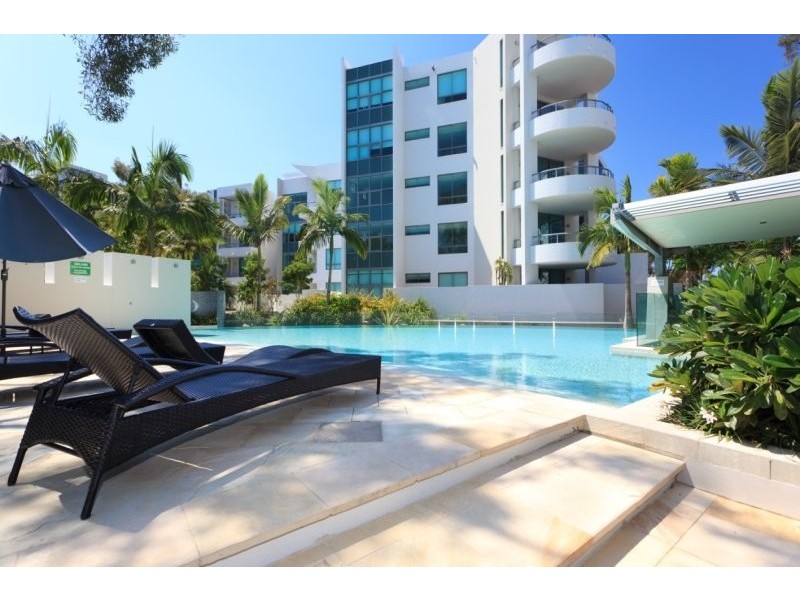 28 Bayview Street, Runaway Bay QLD 4216