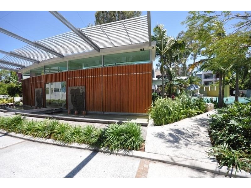 28 Bayview Street, Runaway Bay QLD 4216