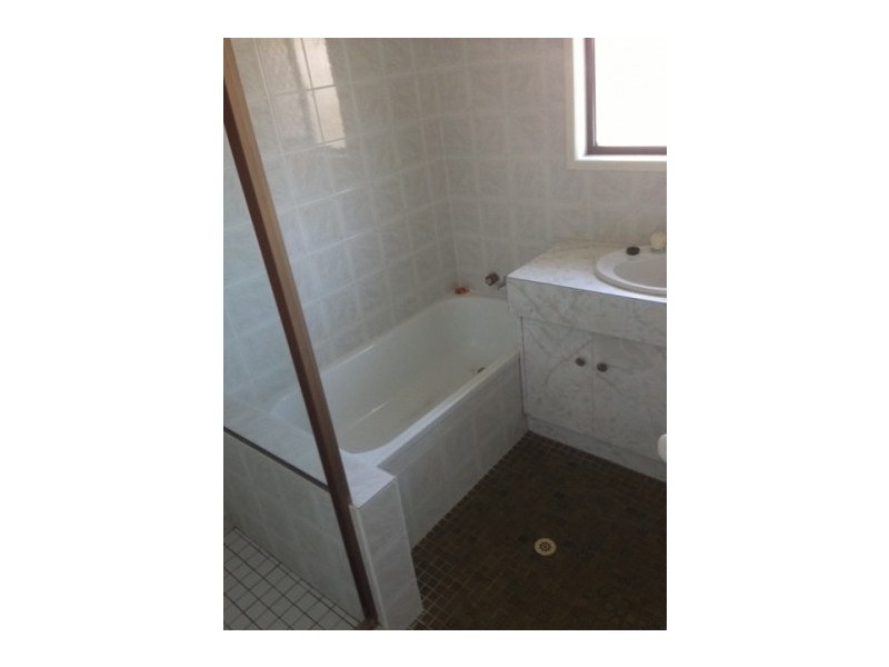 2/55 Bundall Road, Surfers Paradise QLD 4217