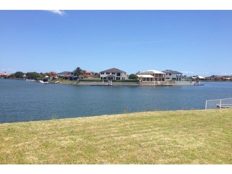 82 Monterey Keys Drive, Helensvale QLD 4212