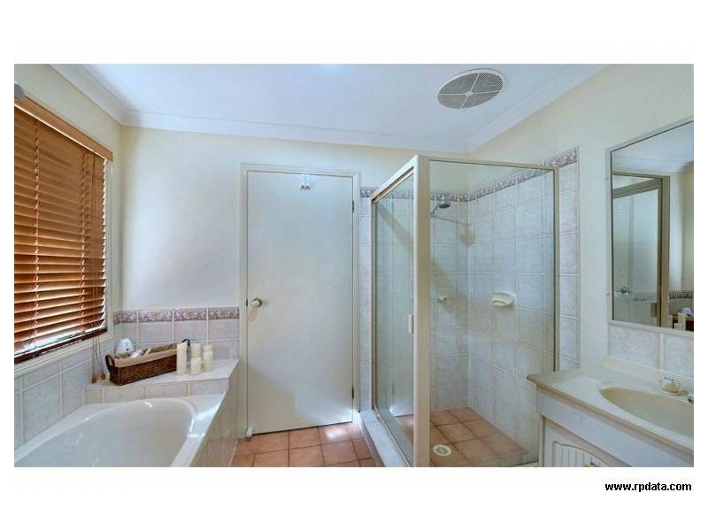 20 Bernini Drive, Coombabah QLD 4216