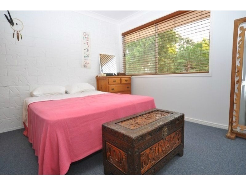 18/81 Olsen Avenue, Labrador QLD 4215